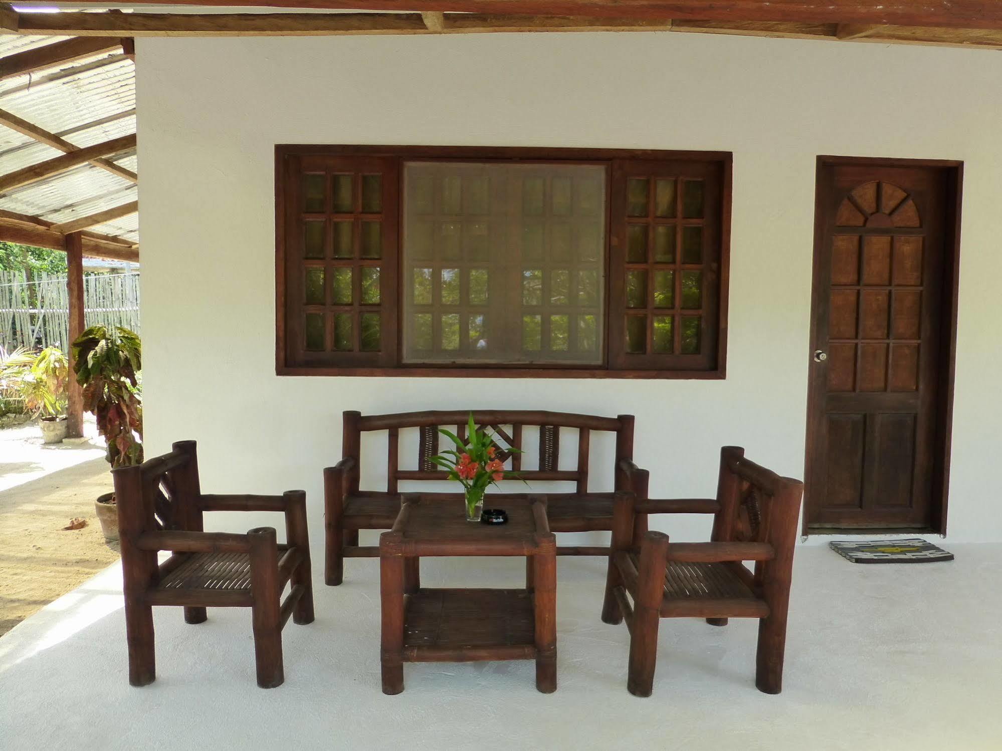 Talima Beach Villas & Dive Resort Cebu Buitenkant foto