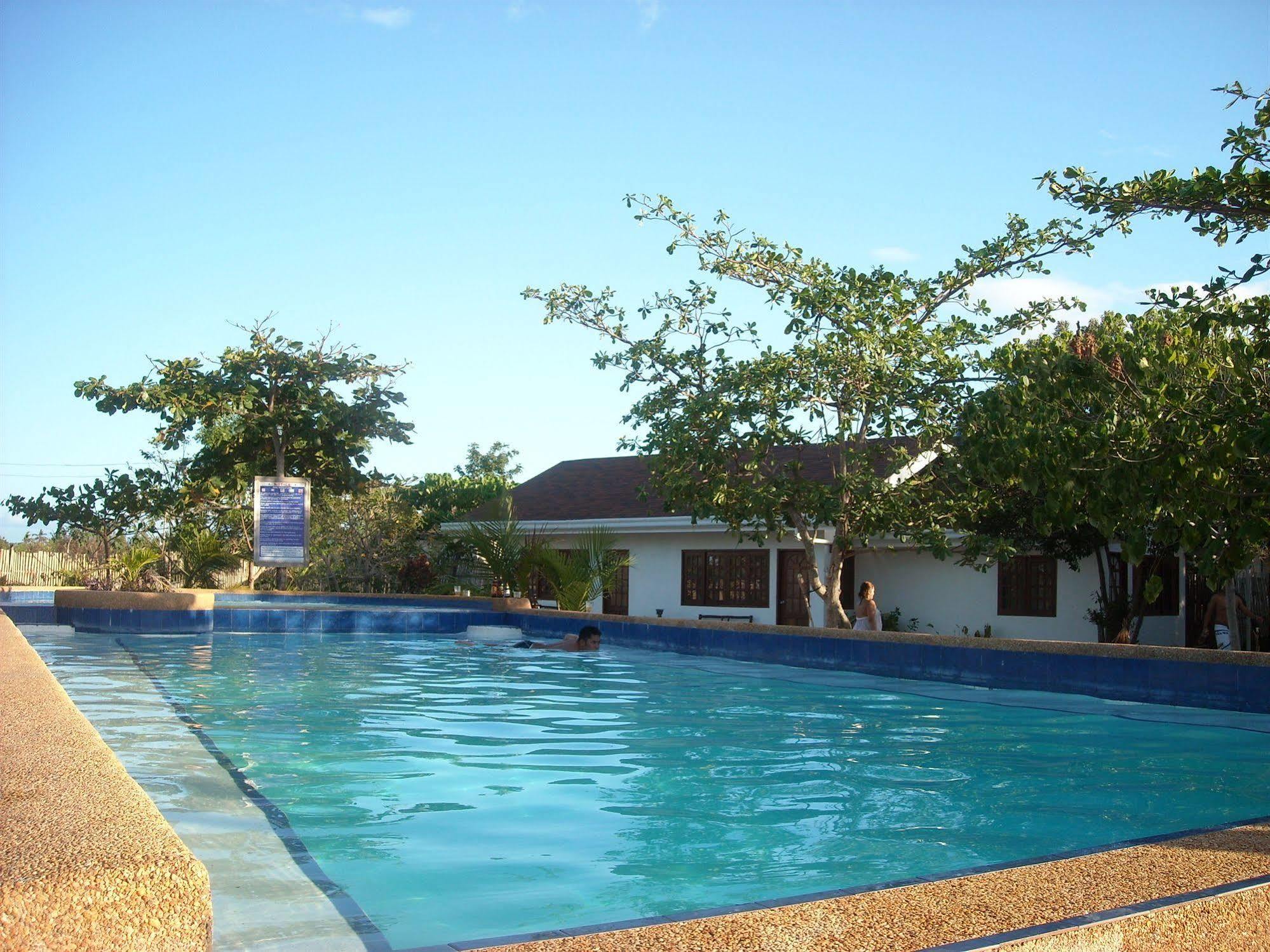 Talima Beach Villas & Dive Resort Cebu Buitenkant foto